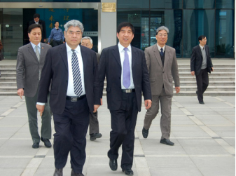 南京大學黨委洪書記和張院士考察蘇凈